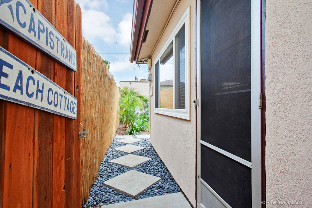 Vacation Rental Rooms - Capistrano Beach Cottage